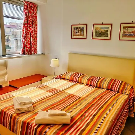 Отель Colombo 4*