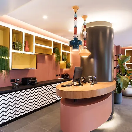 Hotel Colombo 4*