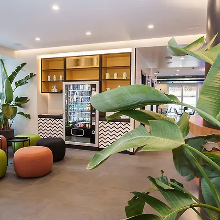 Hotel Colombo 4*