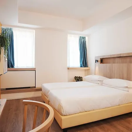 Colombo 4* Rome