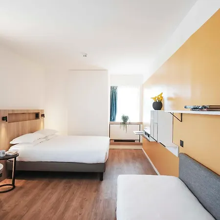 Hotel Colombo 4*