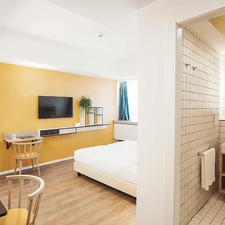 Colombo Hotel 4*