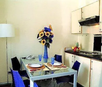 Colombo 4*
