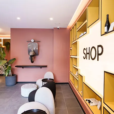 Colombo 4* ローマ